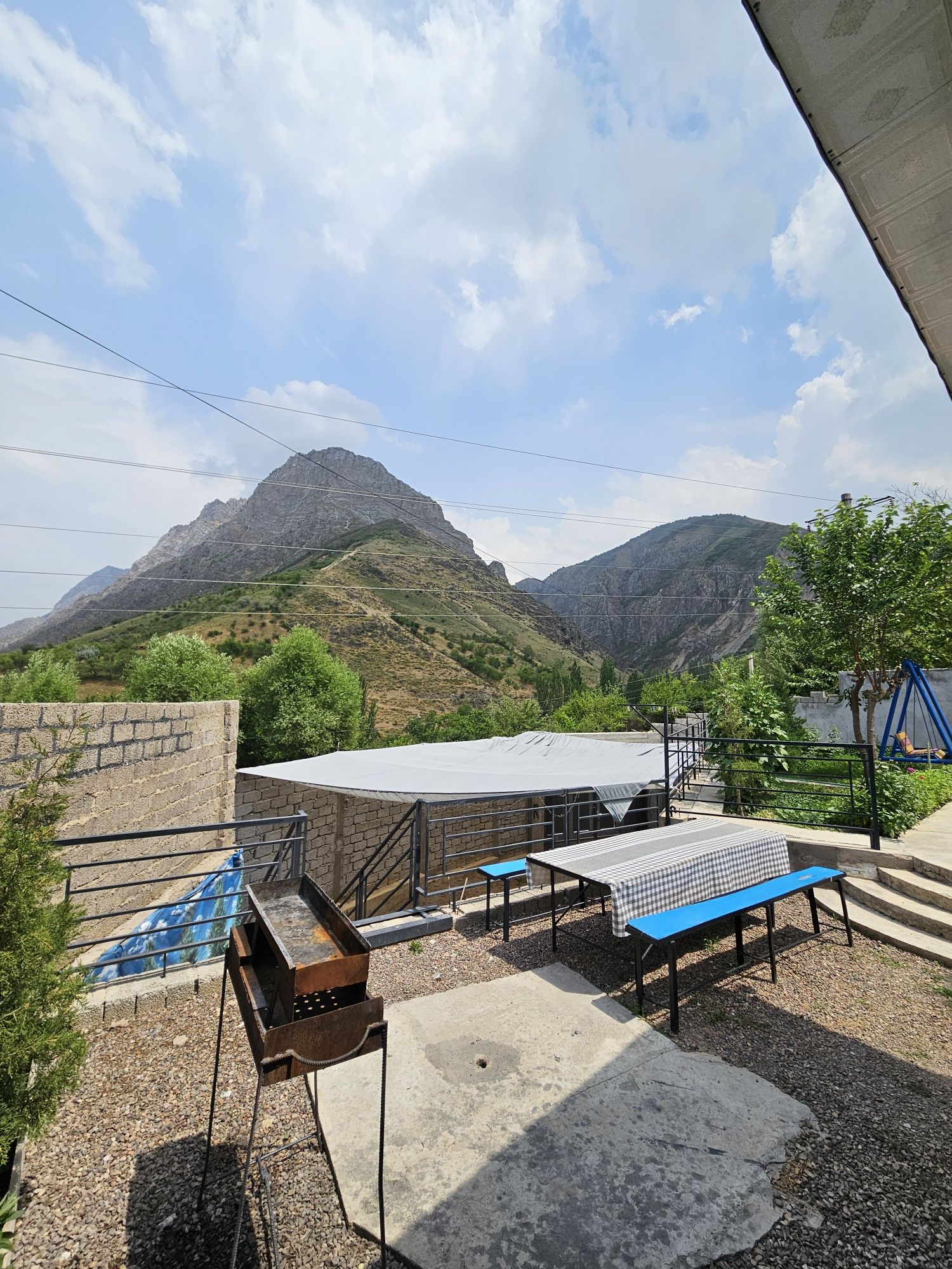 Dacha Everest burchimullada maklersz
