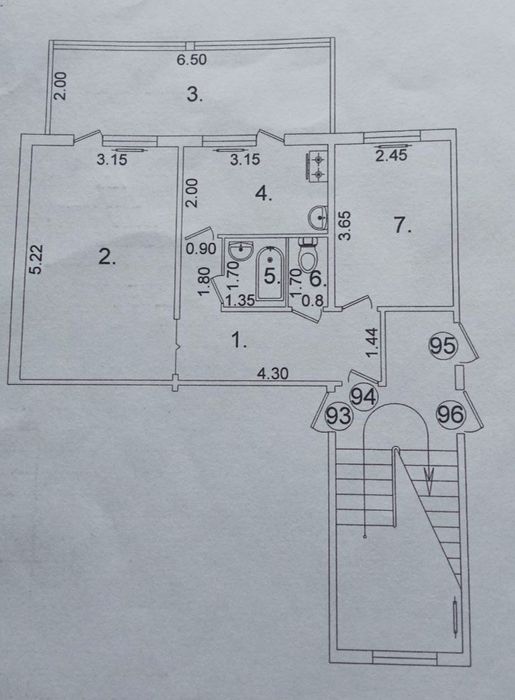 Yangihayot tumani Do'stlik 1 da 2 xonali uy sotiladi.