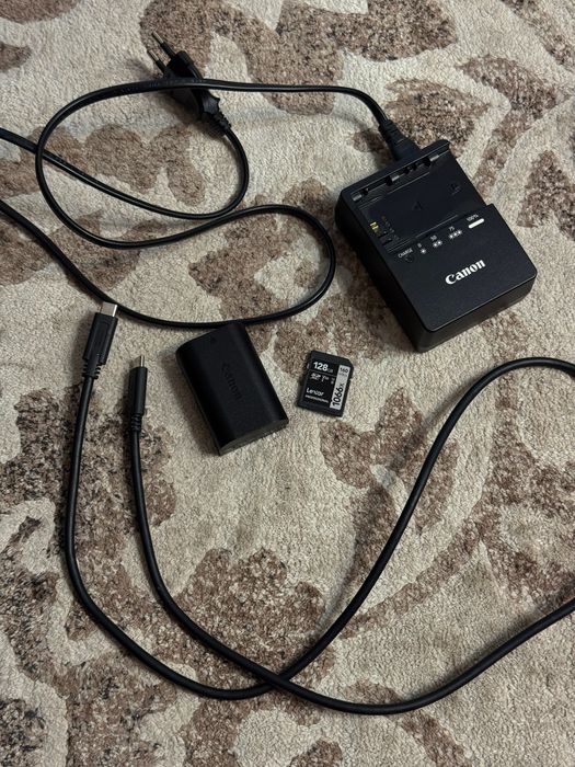 Canon EOS R с набором для съемки