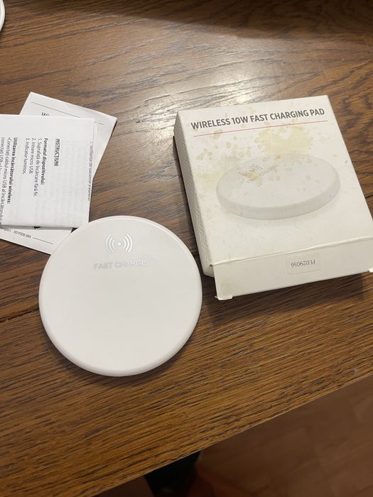 Vand incarcator wireless