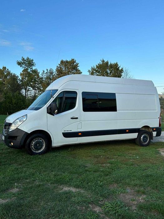 Microbus de marfă