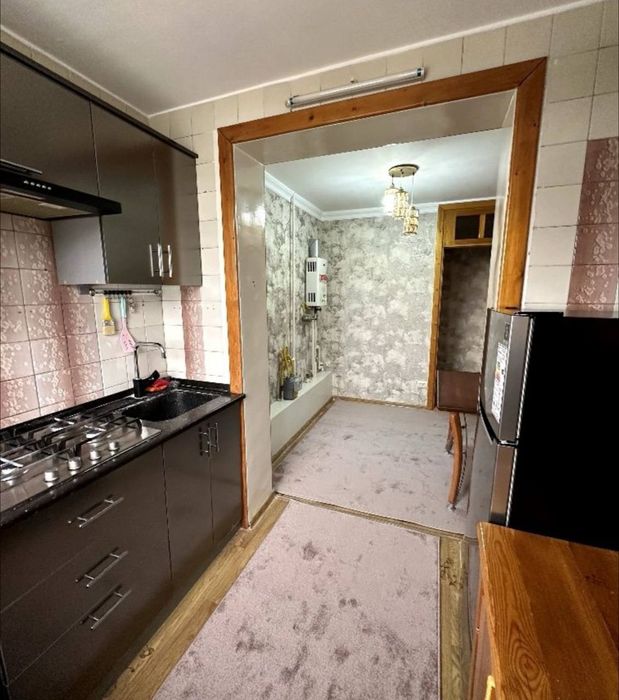 Kadeshva bozori yaqinida 1 xona kvartira oilaga