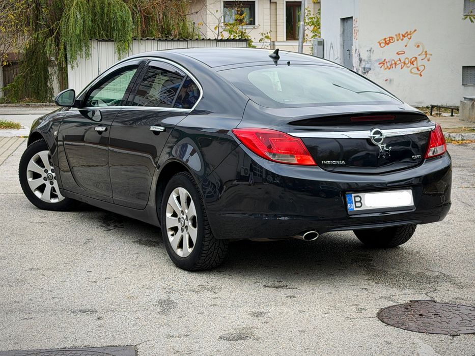 Parc Auto/Opel Insignia/2.0 Diesel/2499€