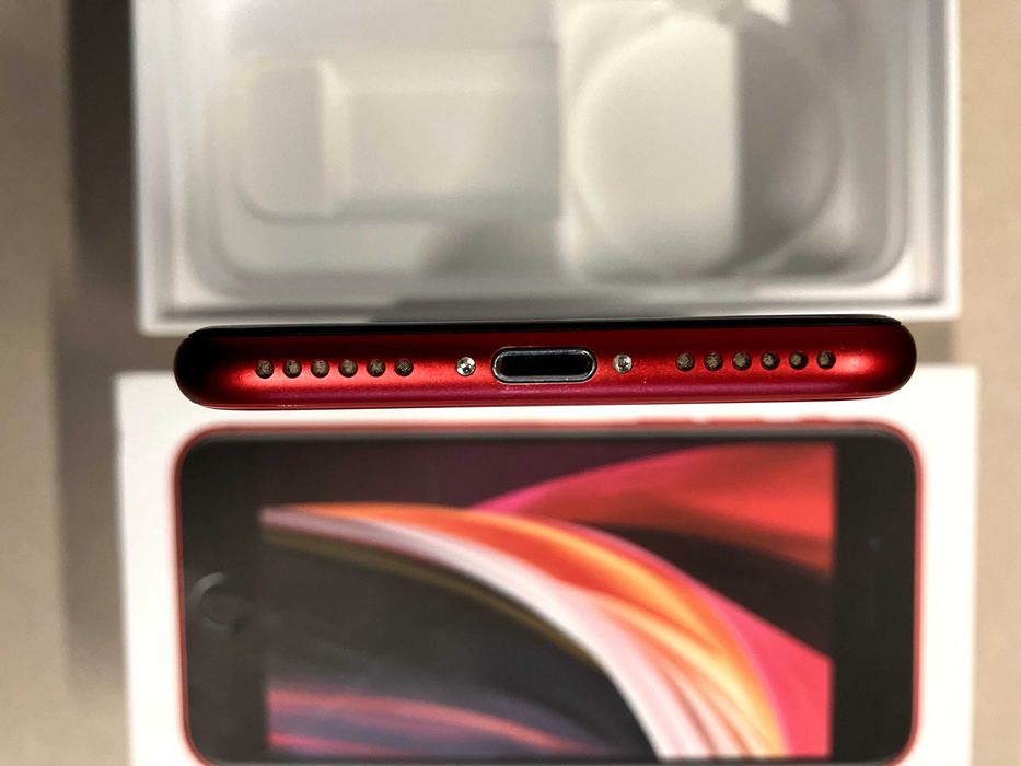 iPhone SE 2020 128kB (RED) | stare impecabilă | huse noi cadou