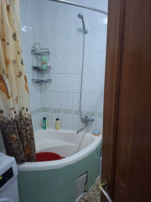 4 хонали уй ижарага берилади. Метро туронга якин