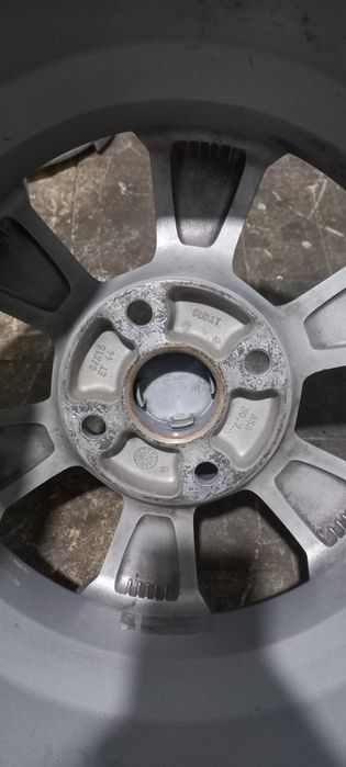 Бир дона жентра диска сотилади