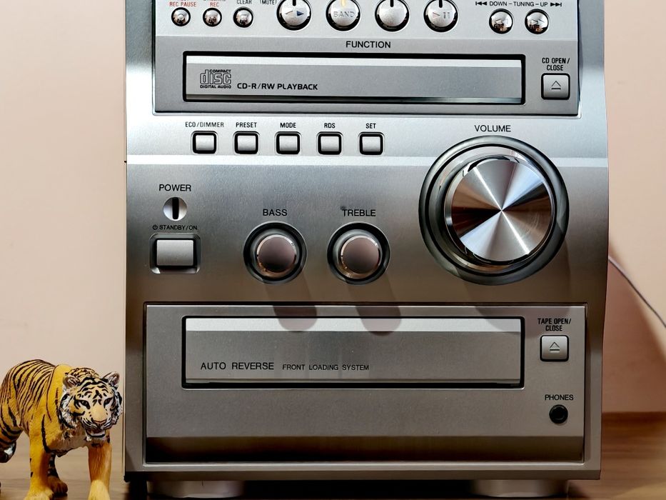 Aiwa XR-EM71. Sistem audio bijuterie. Impecabil. Preț fix !