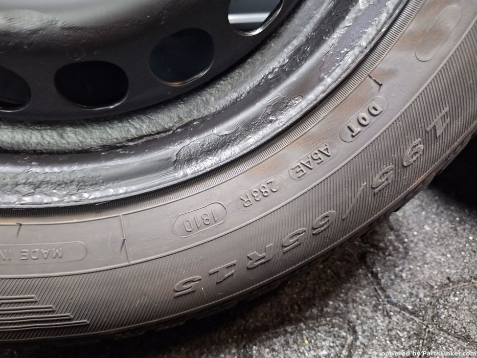 Jante de tabla cu cauciucuri de iarna 195/65R15 5x112 VOLKSWAGEN PASSAT B5.5 6Jx15H2 , ET37 3B0601027D