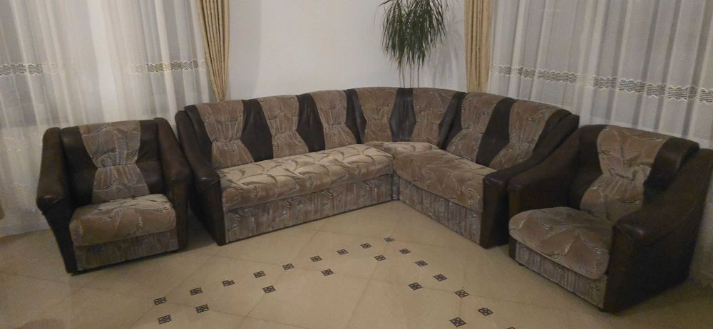 Coltar extensibil cu lada +2 fotolii extesibile