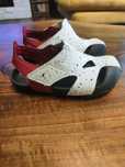 Бебешки сандали Nike Air Jordan размер 23.5, UK 5.5