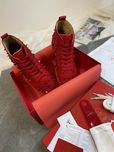 CHRISTIAN LOUBOUTIN, Calitate Premium, Icarus Brands
