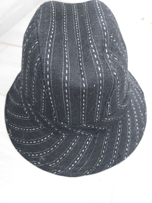 Palarie 49 lei,   noua , unisex