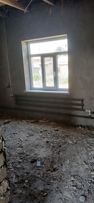 Toshkent viloyati Yuqori Chirchiq tumani  Uy sotiladi