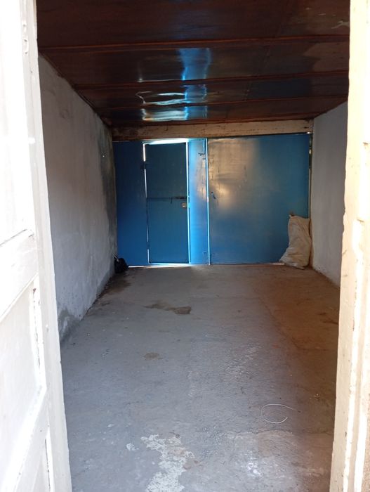 Ижарага кичик ховли уй