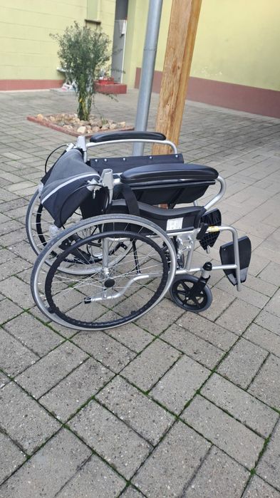 Scaun cărucior handicap Nou