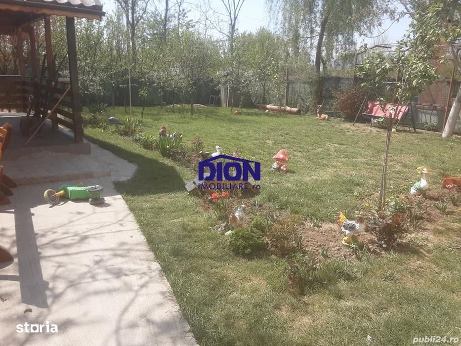 Casa spatioasa cu gradina