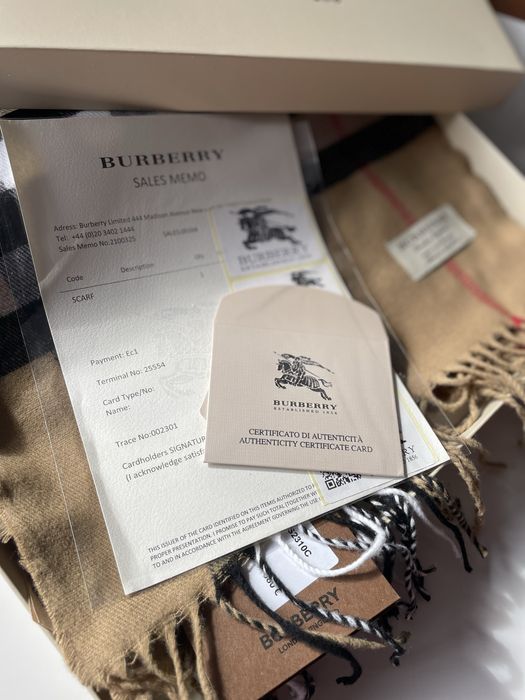 Кашмирен шал в кутия перфектен за подарък *Burb*erry**