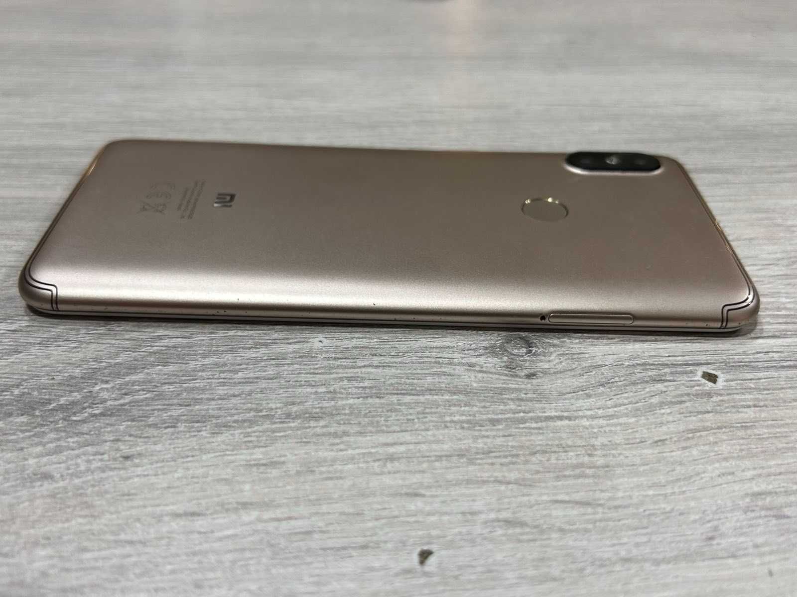 Redmi S2 32GB + 3GB RAM