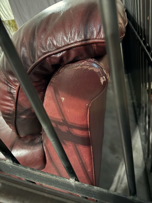 Canapea piele 3 locuri+ fotoliu piele + taburet piele