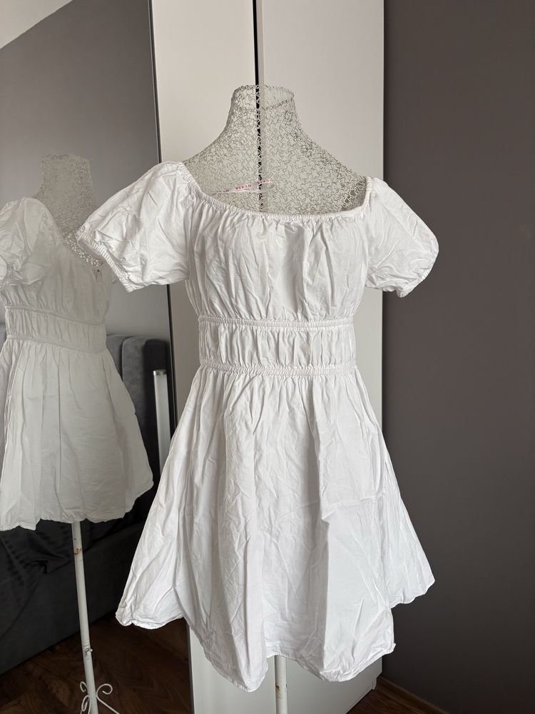 Рокли Asos, Guess и Moschino