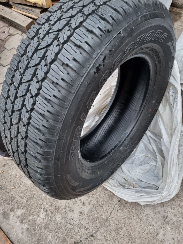 Шины Bridgestone 265/65 R17