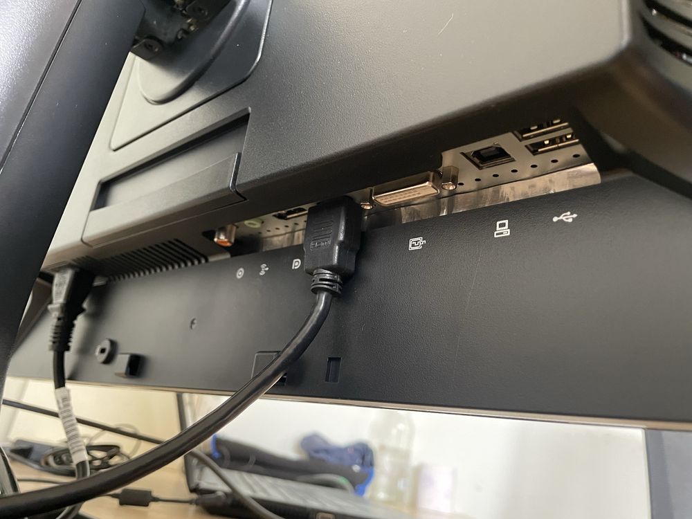 Монитор HP ZR2440W