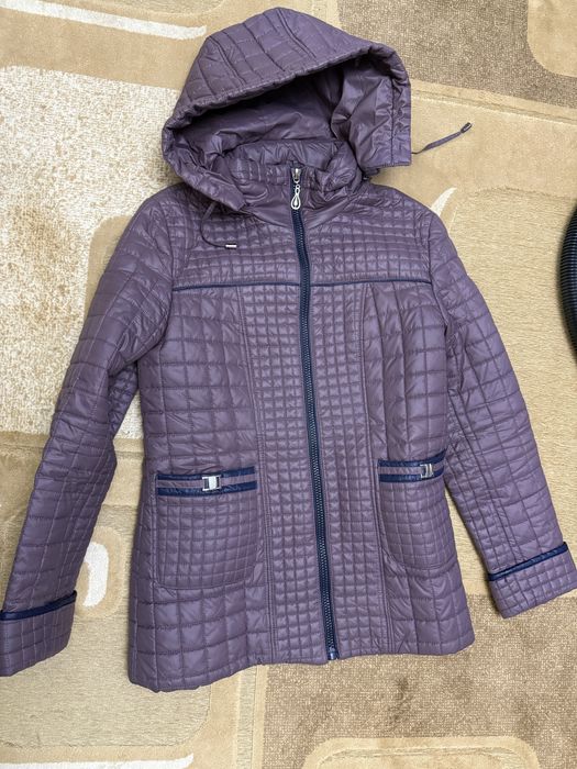 Продам куртку демисезонную