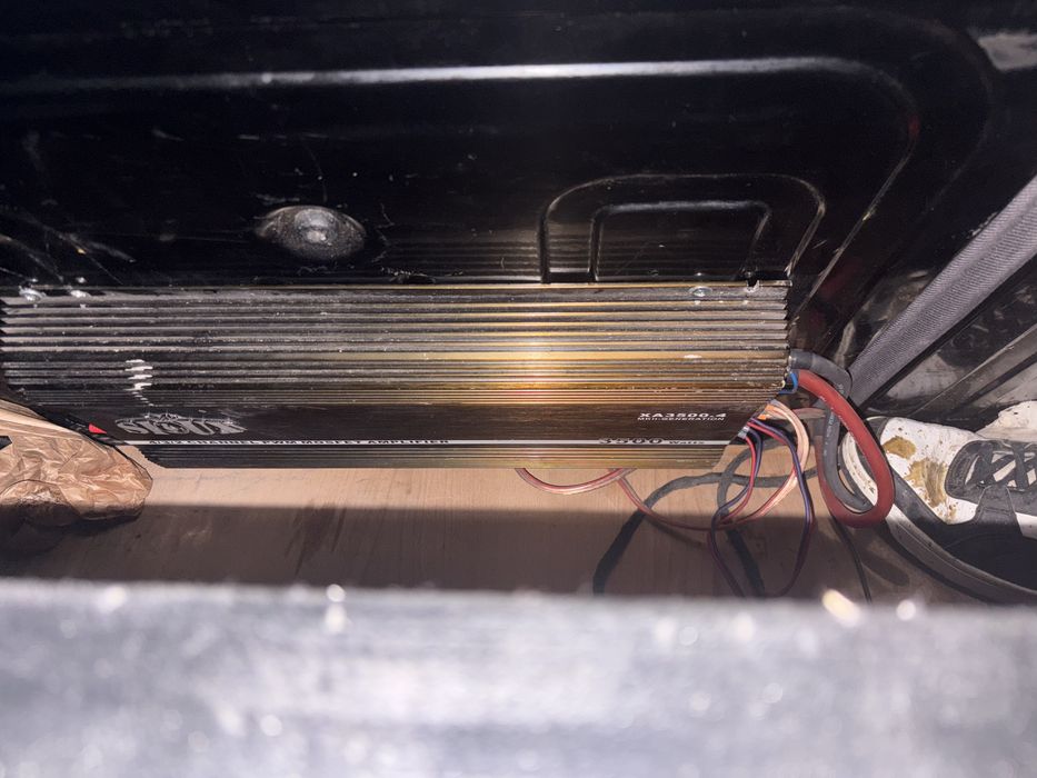 Vând Subwoofer+ statie sioux 3500