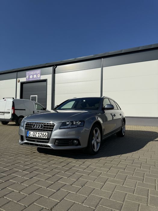 Audi A4 B8 - Masina de Afaceri la Pret de Logan!