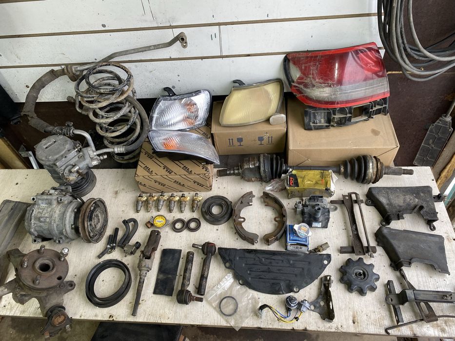 Запчасти Тойота Карина Е, генератор, замок, форсунки, панель, привод