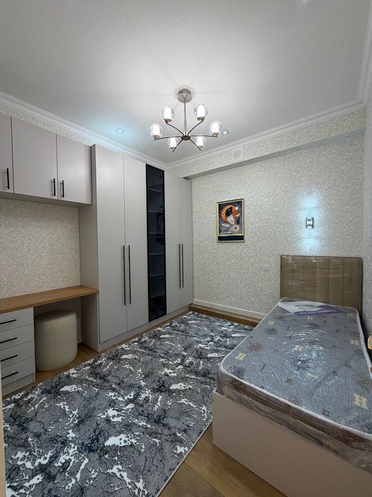 Продаётся 102м2 4х комнатная новостройка на 4-этаже Адрес СамКо'ч Авто