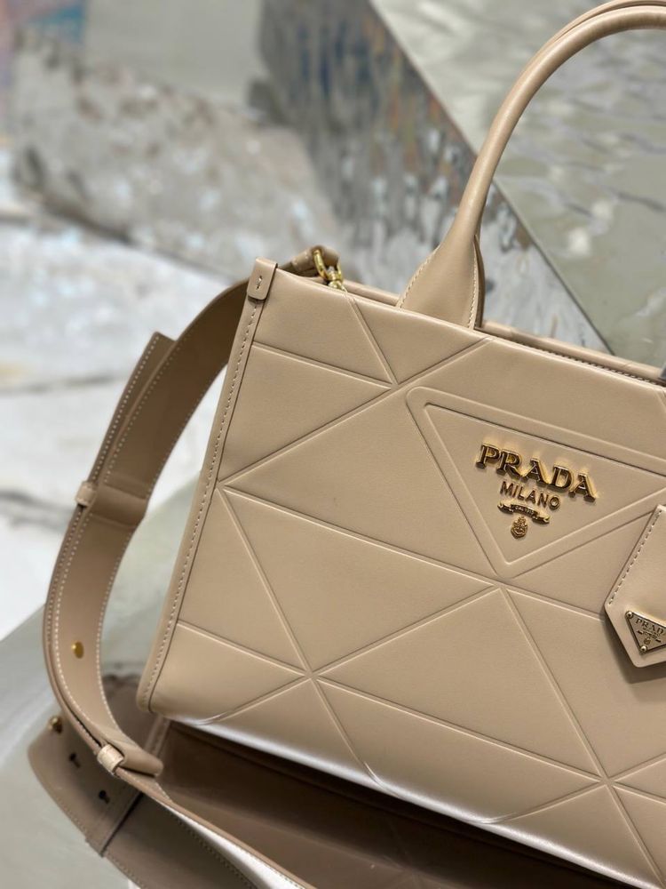 Geanta Prada