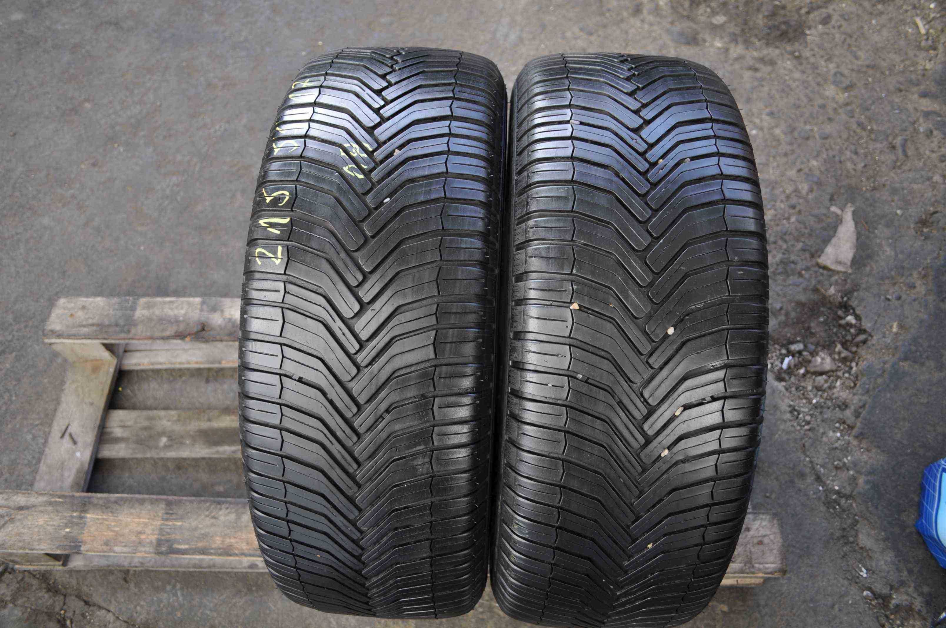 SET 2 Anvelope All Season 215/55 R17 MICHELIN CrossClimate + 98W