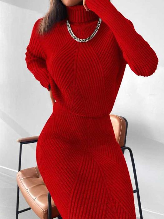 Compleu Pulover Dama Rosu Cu Bluza Si Fusta