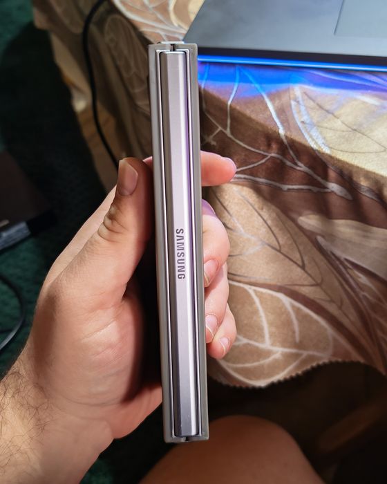 Samsung Galaxy Z Fold 6 - 512 GB  Silver Shadow Гаранция!