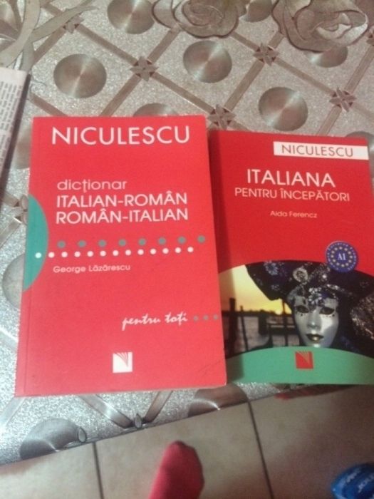 Dicționar italian roman