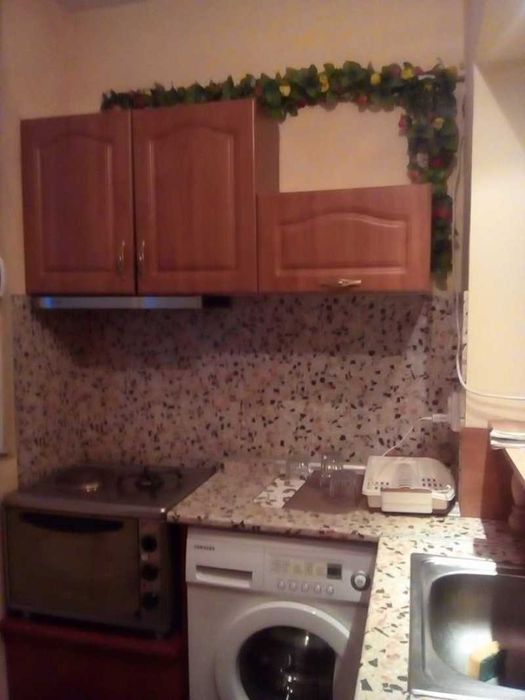 Дава се под наем Двустаен апартамент в Пловдив, Западен - 65 кв.м за 255 € - Снимка #2