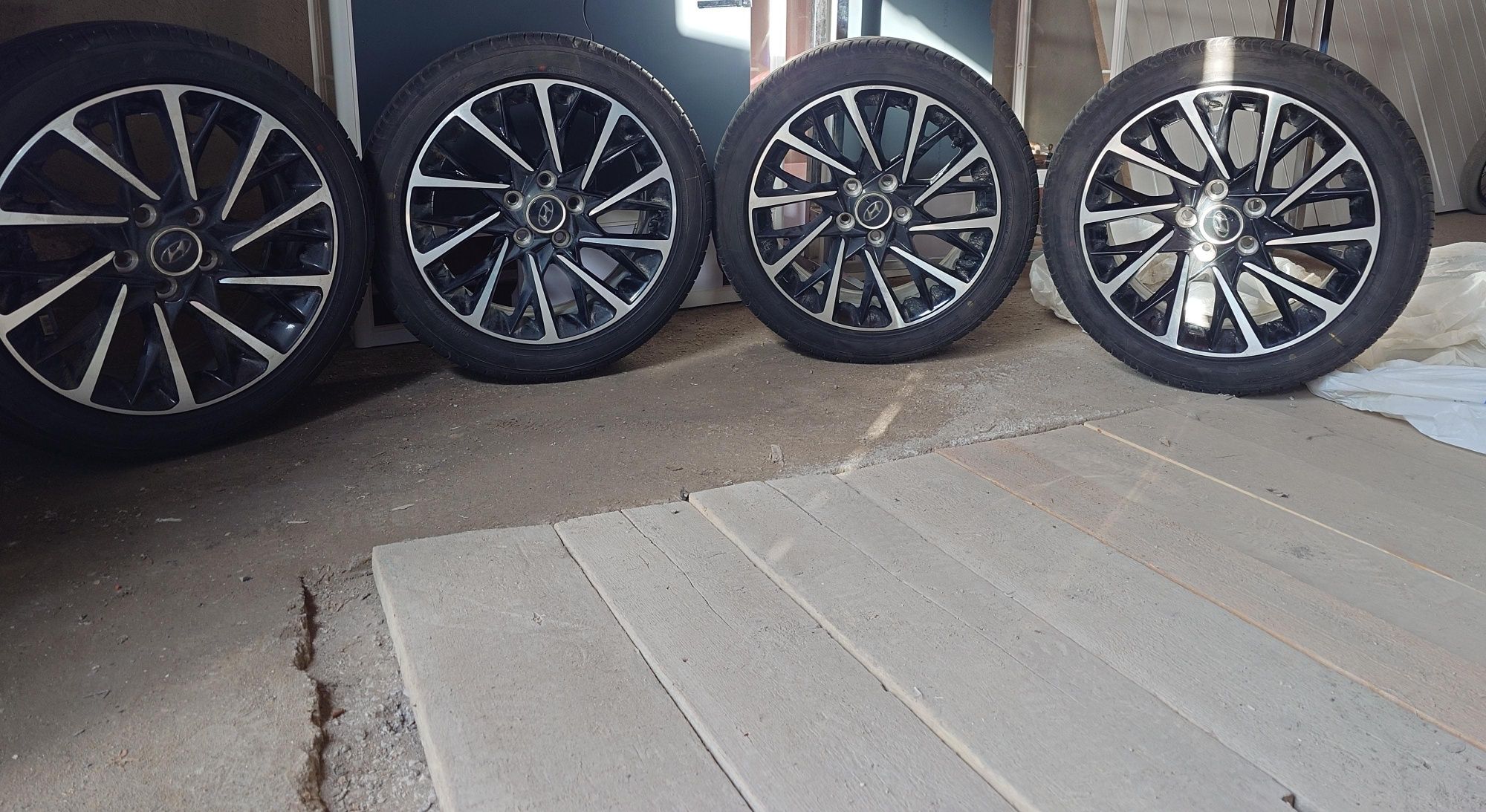 225/45 R 17 94V Летние шины YOKOHAMA с дисками.  Состояние новое .