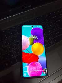 Продам Samsung A51 6/128