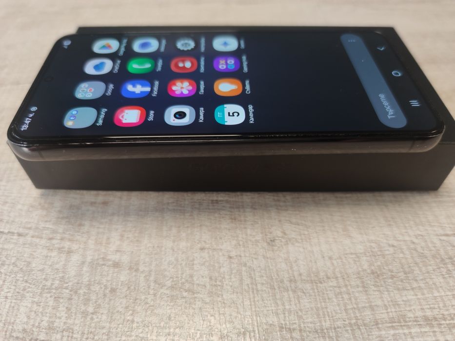 Samsung s23 256GB 8GB Black Като нов!
