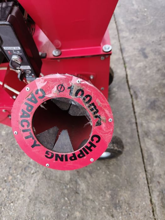 Vând Tocător crengi