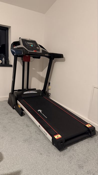 Bandă de alergat electrică FitTronic D100