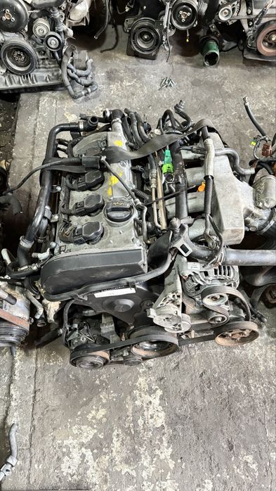 Двигатель AWT AWM 1.8T EA113 фольцваген пасат В5 ауди А4 В5 В6  А6 С5