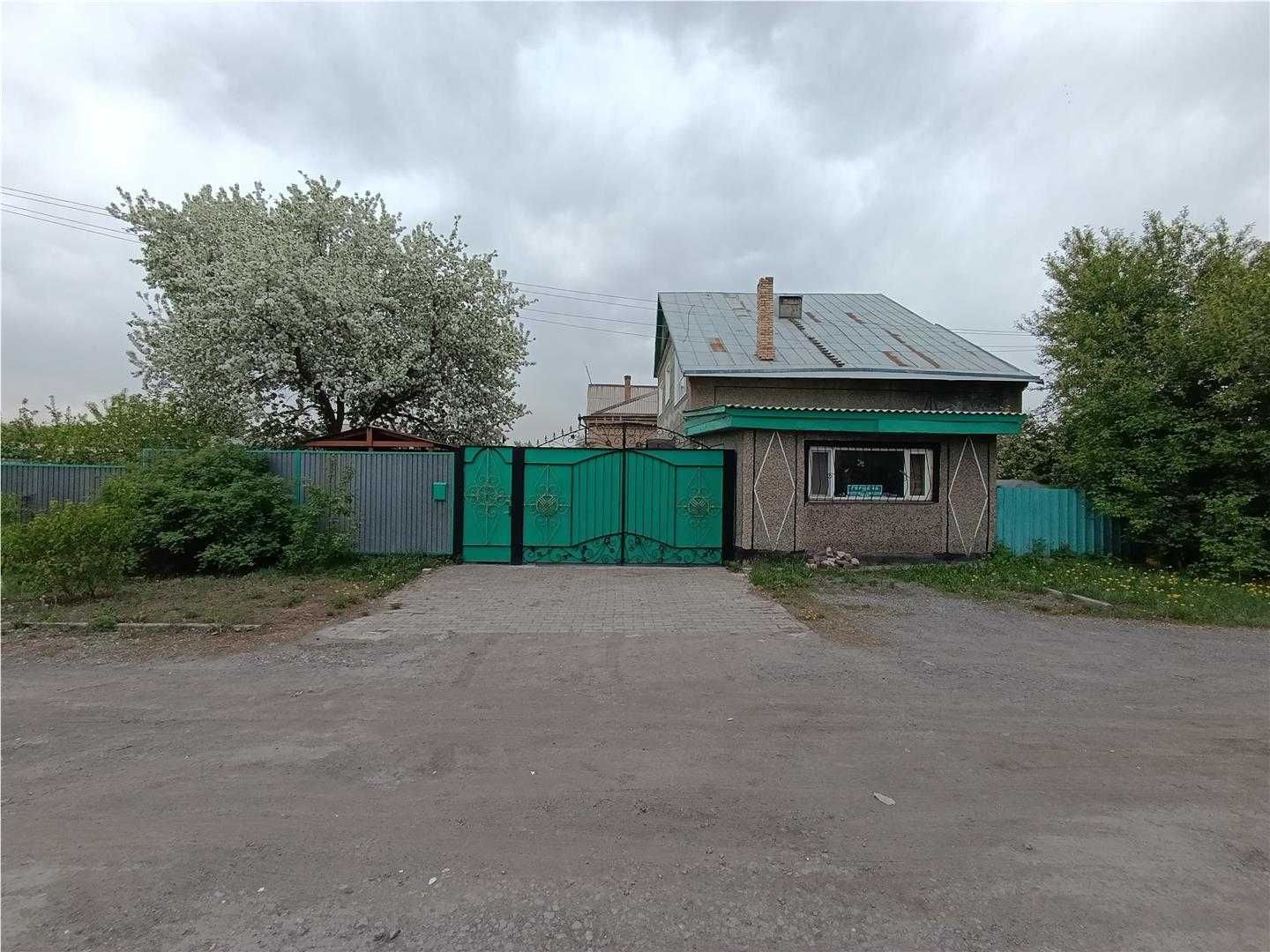 $ продам огромный 2-х уровневый коттедж в Сортировке