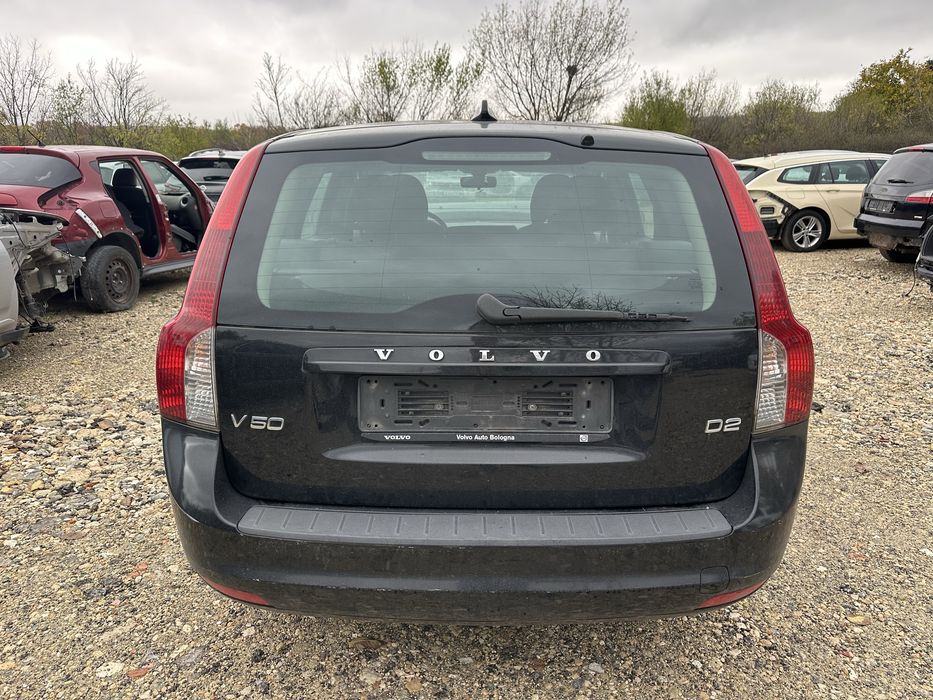 Volvo V50 D2 1.6hdi - На Части!!! Facelift!!!