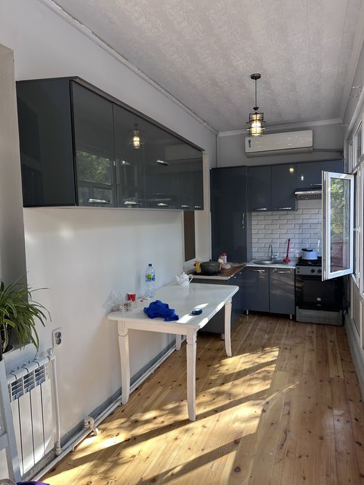 Продается кухонная мебель