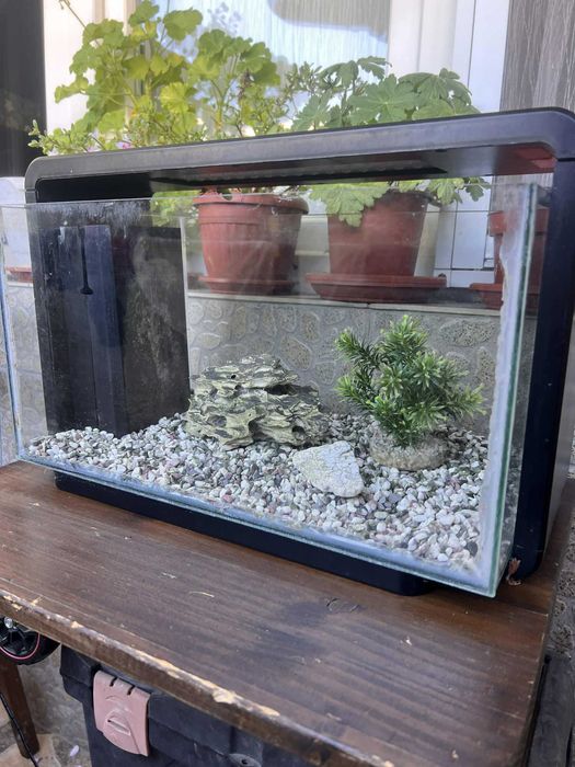 Аквариум Hailea E25 25 литра + Оборудване