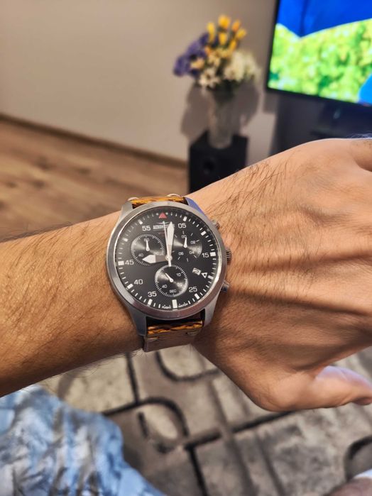 2 броя часовници Casio G Shock и Aeromeister