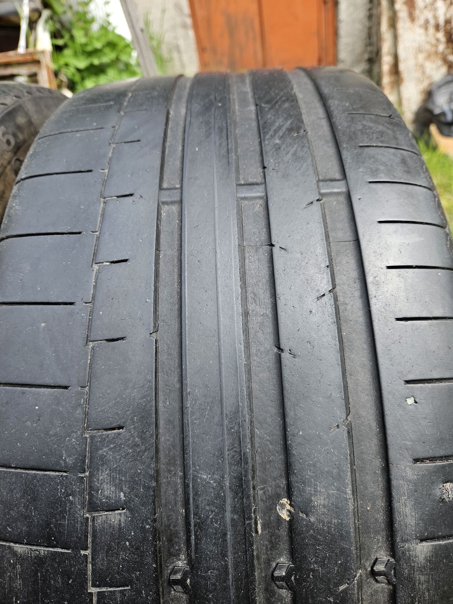 4бр. Летни гуми 235 40 18 Continental SportContact 6 DOT3819