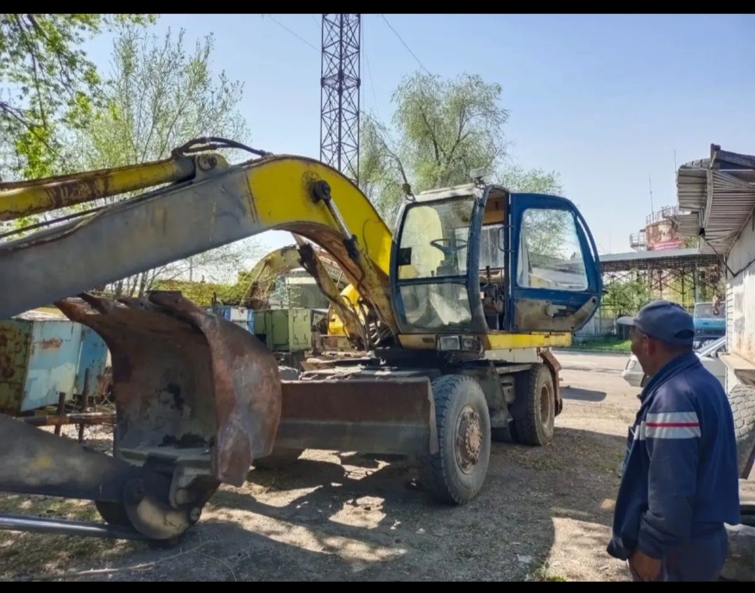 Экскаватор сатылады